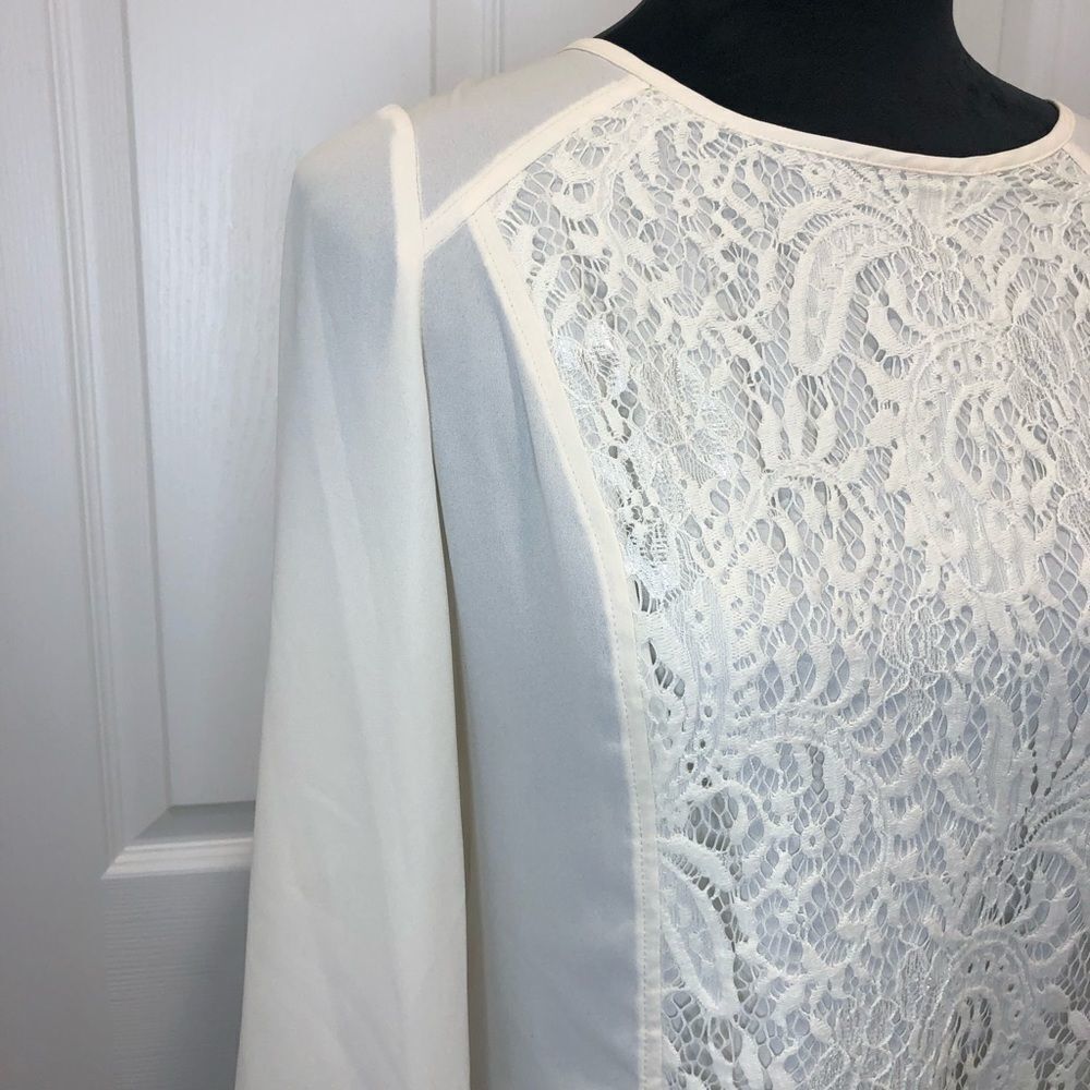 AGB sheer cream lace front hi low long sleeve blouse top, size medium - Picture 3 of 10